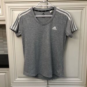 Adidas Aeroready women’s logo v-neck t-shirt